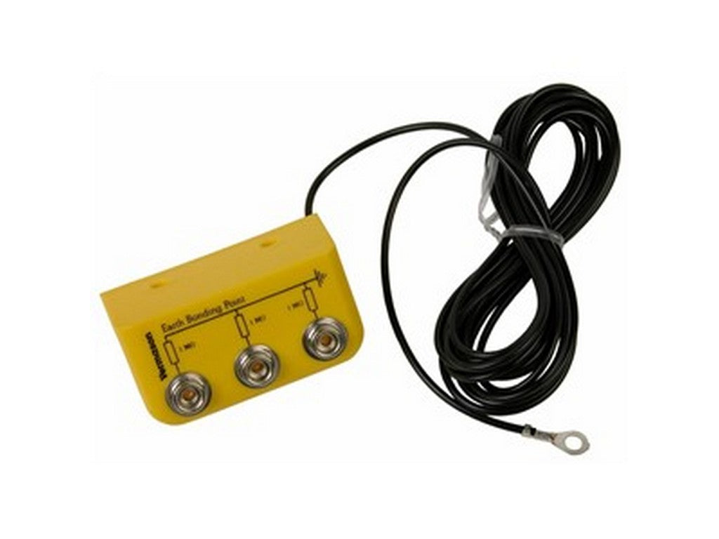 Grounding box with 3 pcs. 10mm snaps